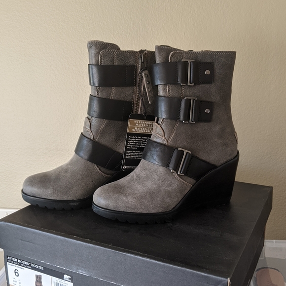 Sorel "After Hours" Winter Boot - Picture 9 of 9